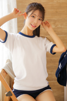 美妇厨房双飞